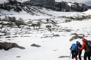 raquetas de nieve en picos de europa