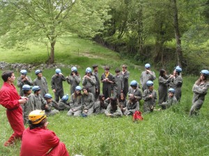 grupo de espeleología asturias